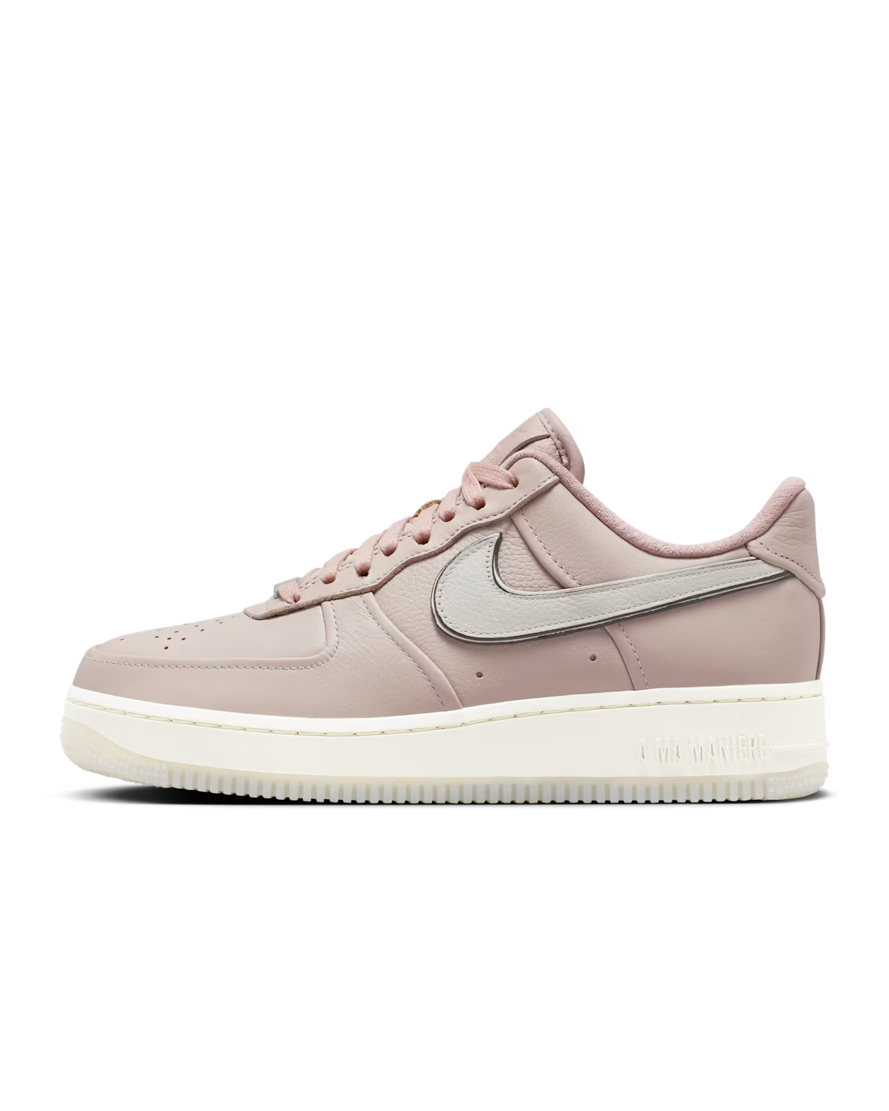 NIKE AIR FORCE 1 A MA MANIERE